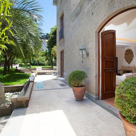 Amore Rentals - Villa Ebe Sorrento Esterno foto
