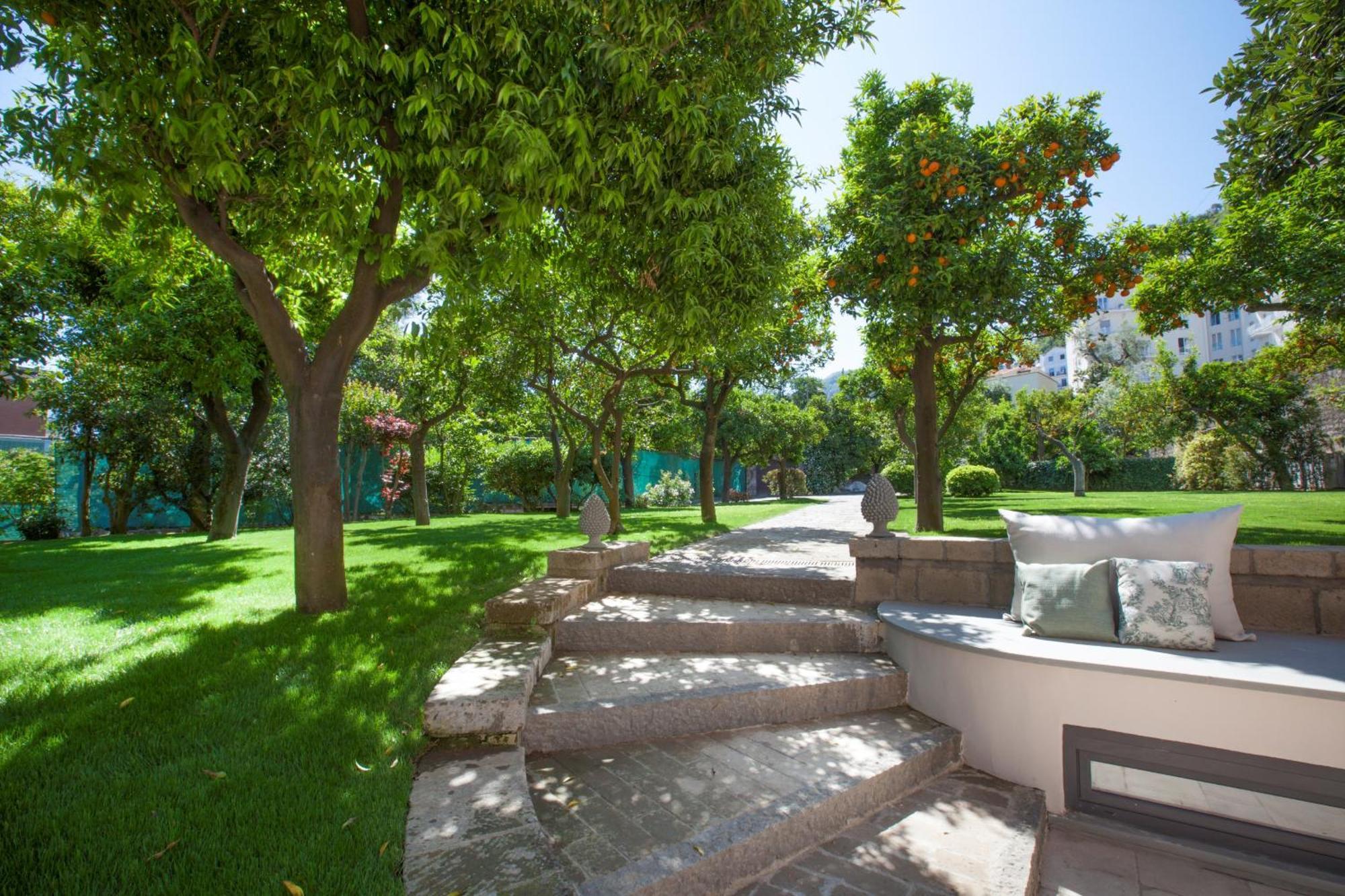 Amore Rentals - Villa Ebe Sorrento Esterno foto