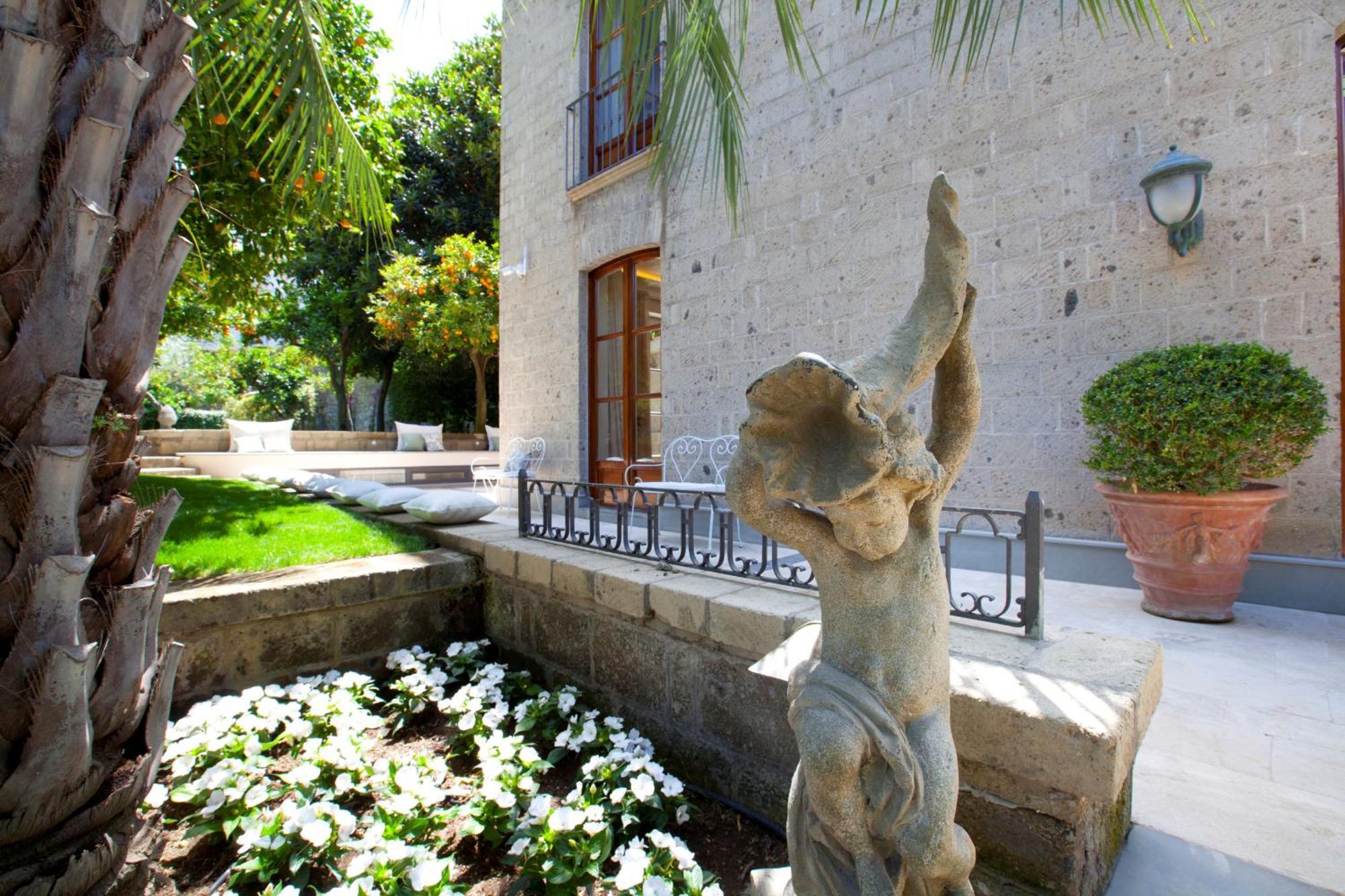 Amore Rentals - Villa Ebe Sorrento Esterno foto