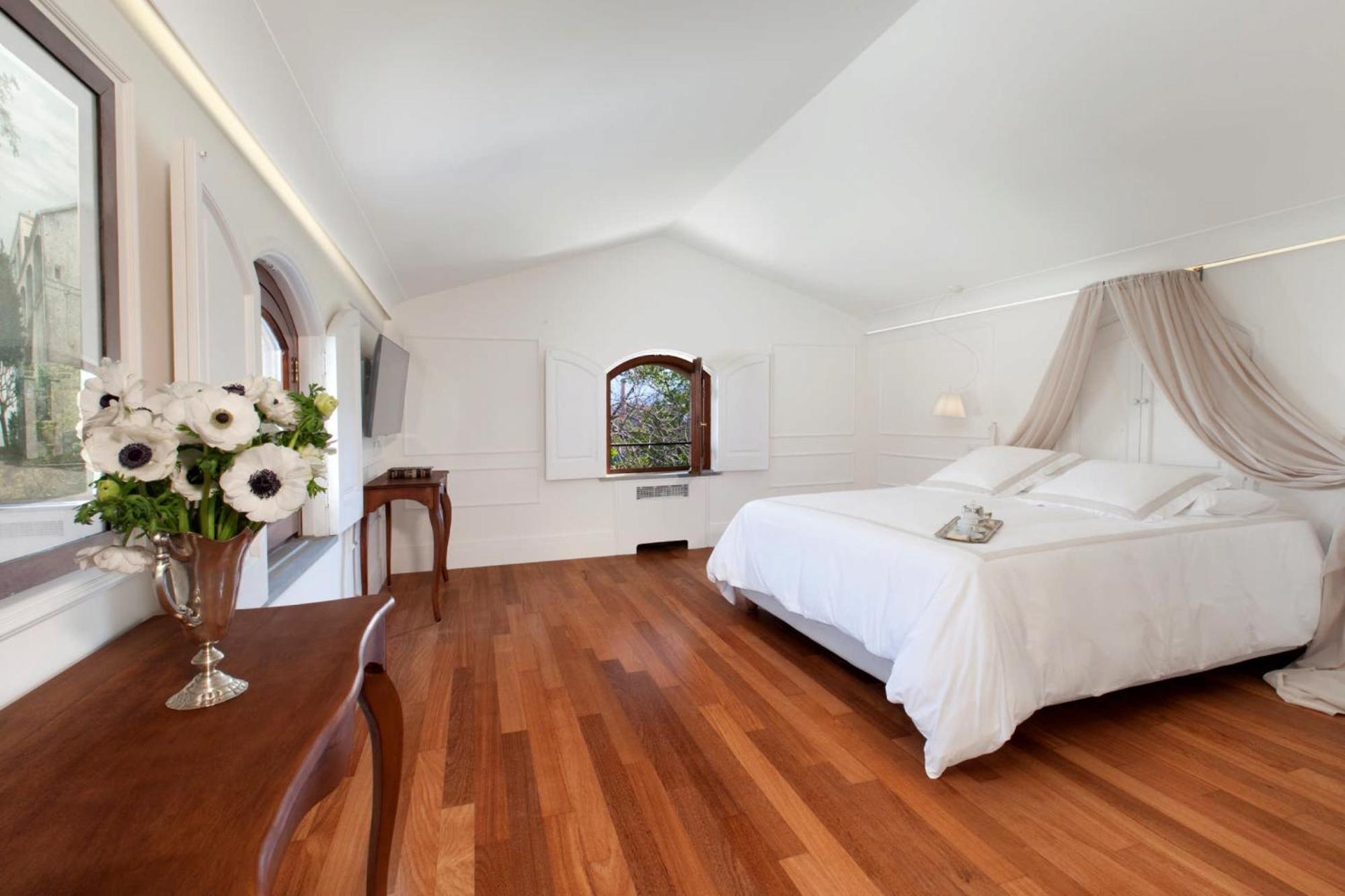 Amore Rentals - Villa Ebe Sorrento Esterno foto
