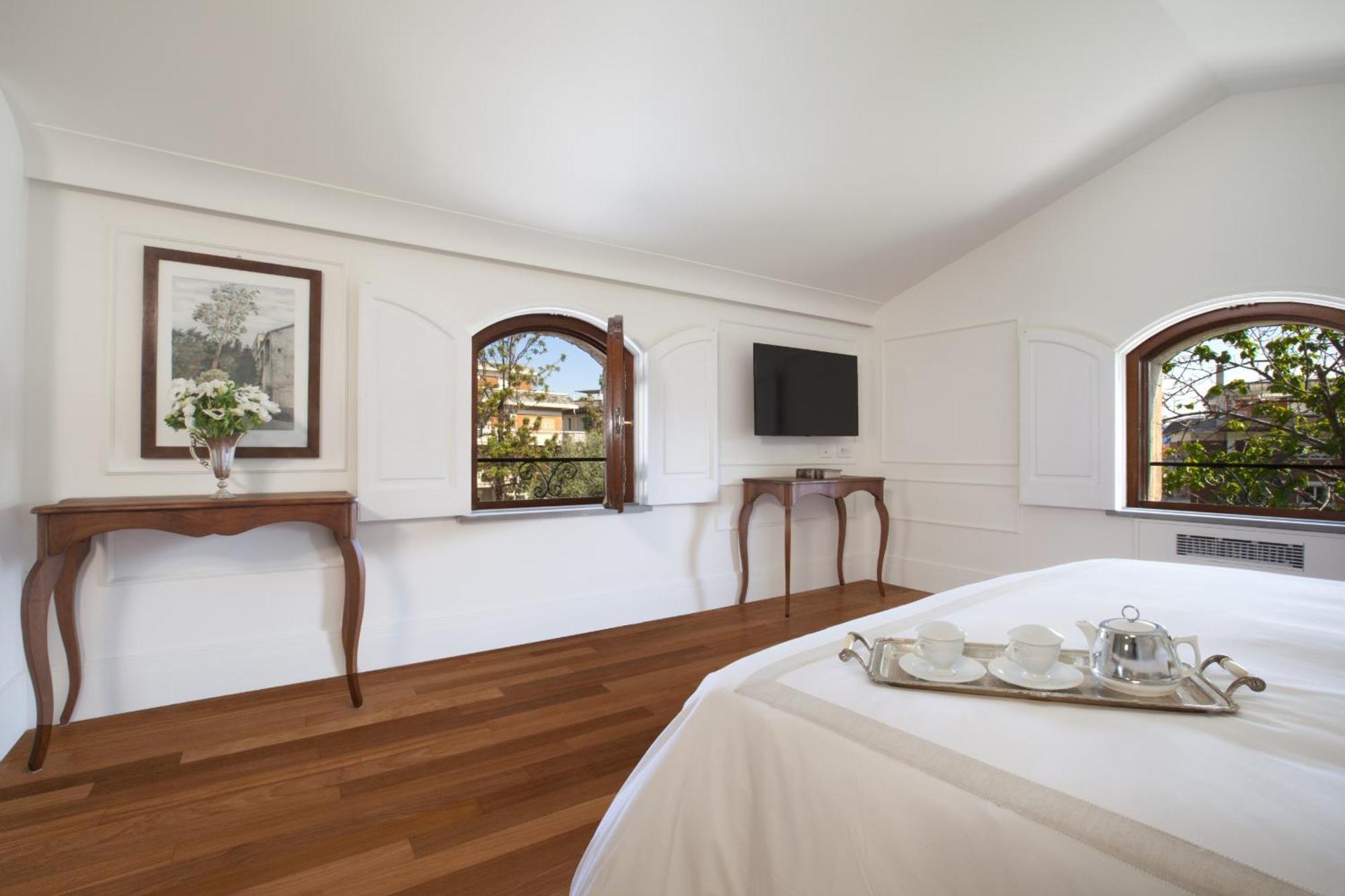 Amore Rentals - Villa Ebe Sorrento Esterno foto