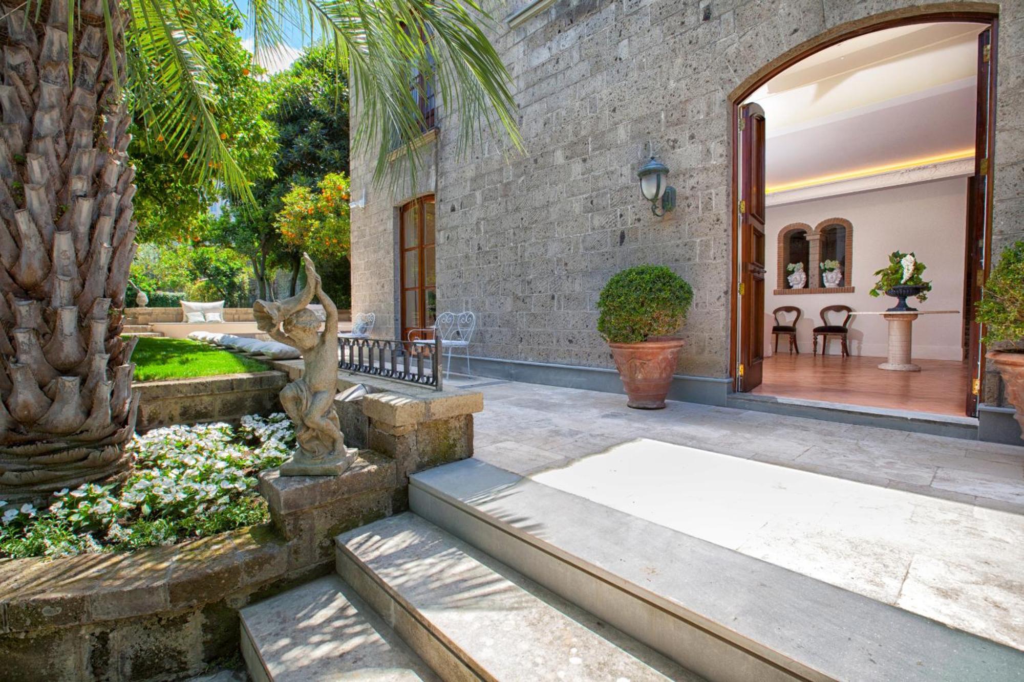 Amore Rentals - Villa Ebe Sorrento Esterno foto