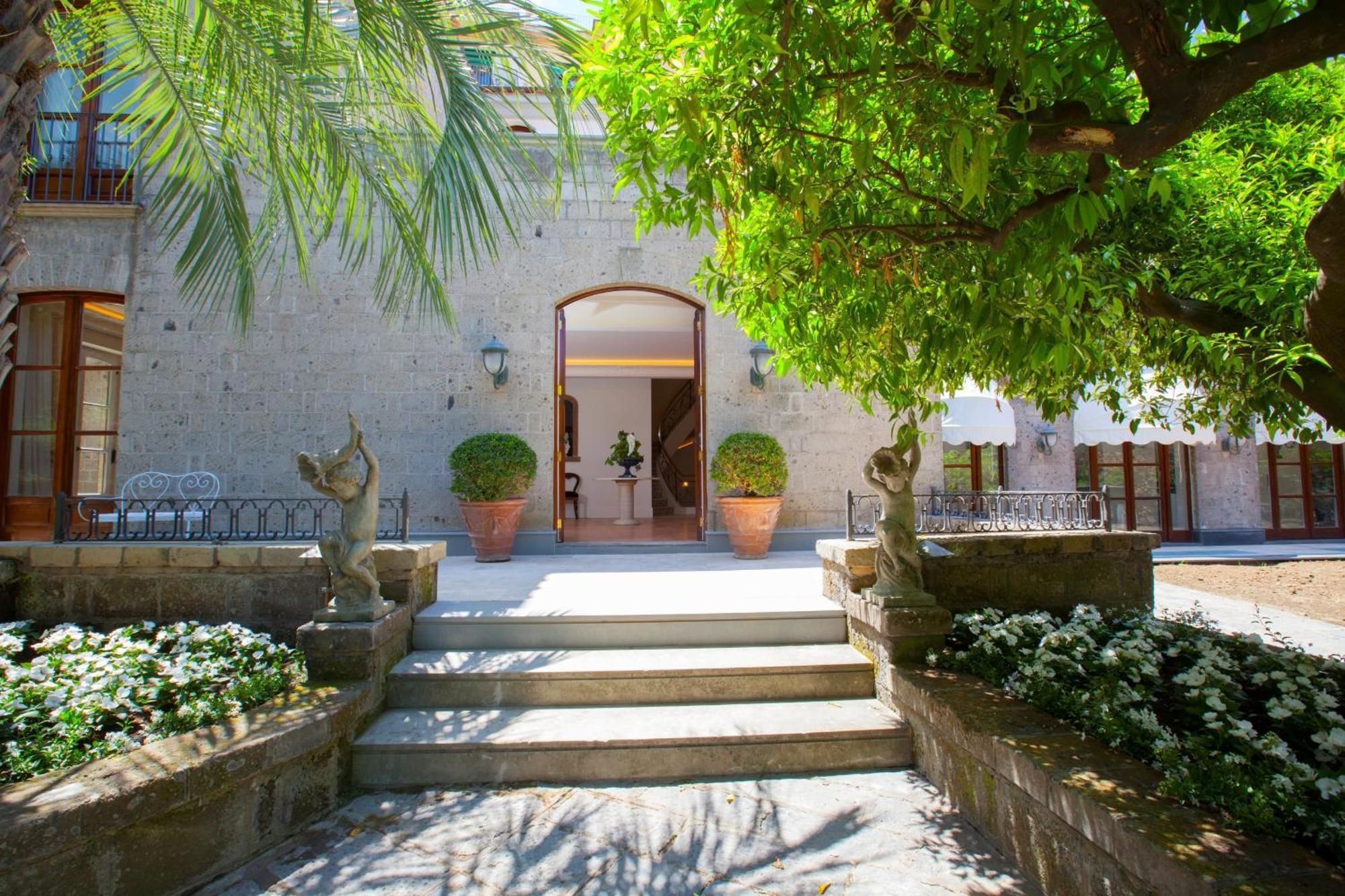 Amore Rentals - Villa Ebe Sorrento Esterno foto